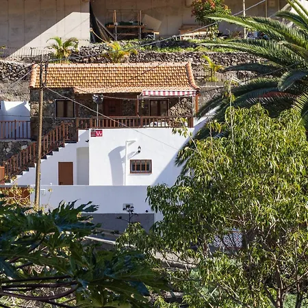 Home2book Valley Views & Private Terrace