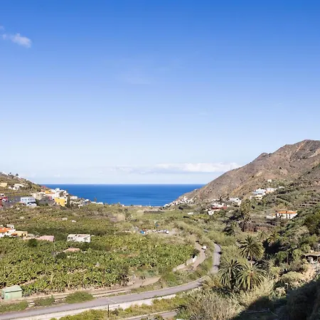 Home2book Valley Views & Private Terrace Holiday home